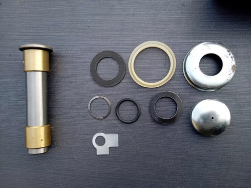 Bay window steering idler - bay, window?